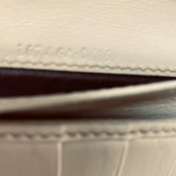 Pre-Owned Gucci Bow Guccissima Long Wallet - Picture 7 of 12